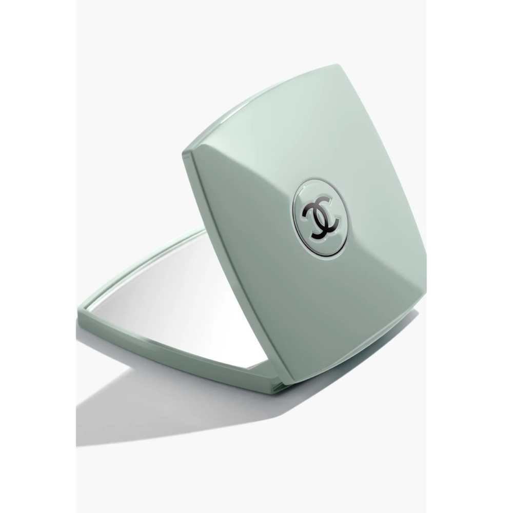 CHANEL MIROIR DOUBLE FACETTES - CAVALIER SEUL